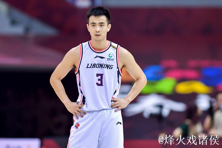 赵继伟24+10辽宁6人上双大胜深圳 总比分1-0 赵继伟24+10辽宁6人上双大胜深圳 总比分1-0